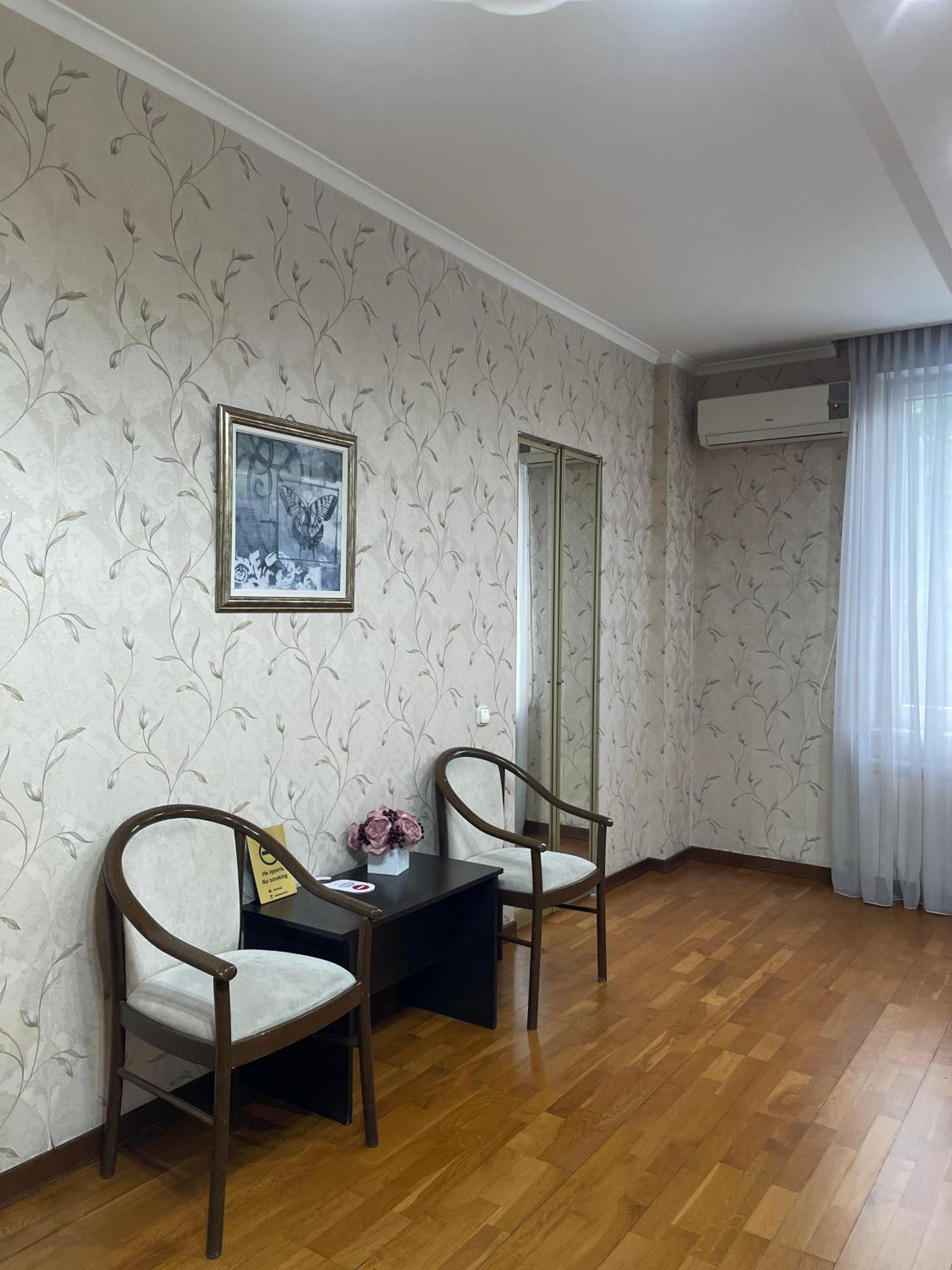 Apart Hotel Keremet Almaty Exterior foto